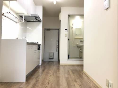 ラ・カーザ　Ｂ棟 B0102号-4