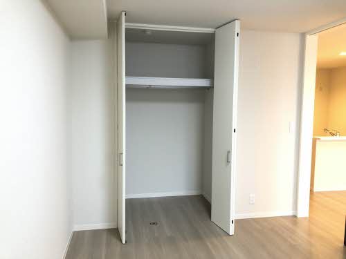 メゾン ドマーニ東6丁目 302号-6