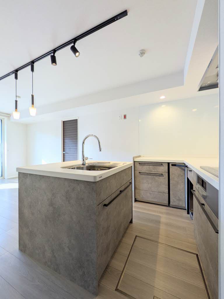 アドバンス A0105号-8