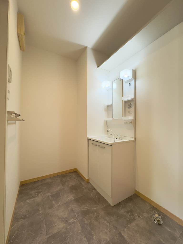 ビ・ボーン　Ｂ棟 B0105号-7