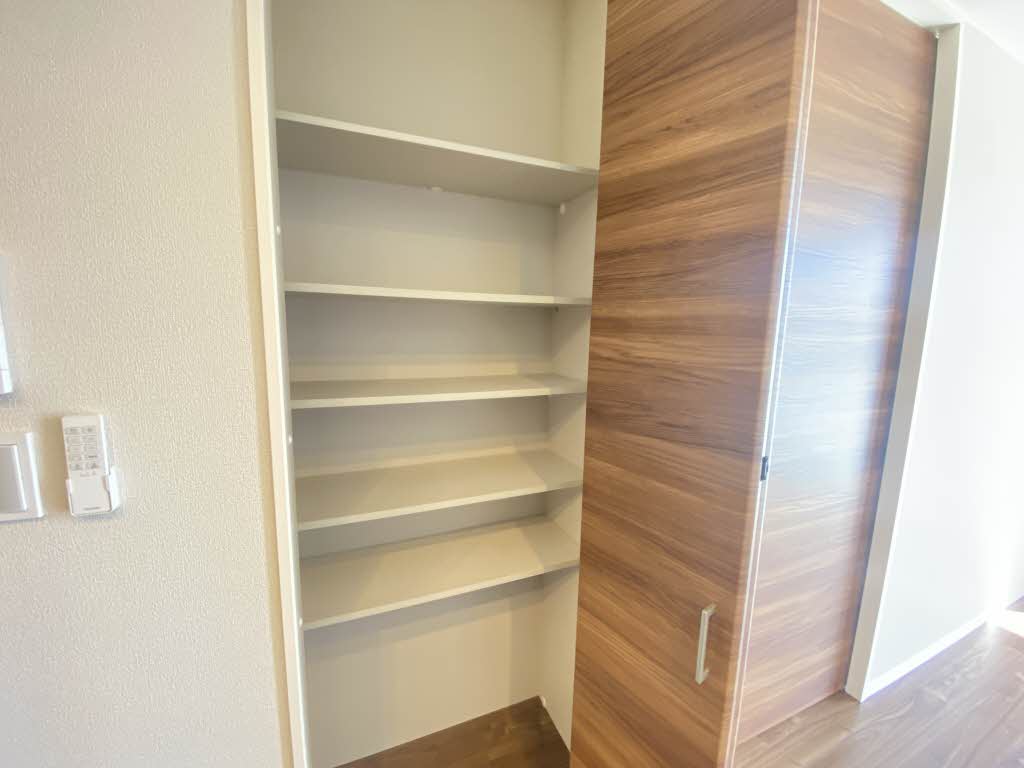 ルミエール津森 202号-13