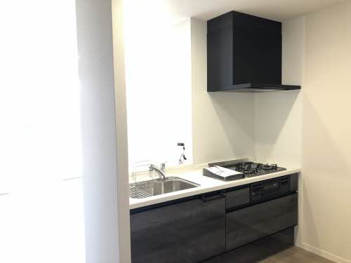 バルビゾン丸亀 102号-3