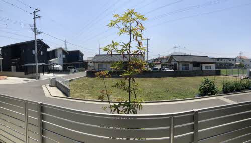 バルビゾン丸亀 102号-13