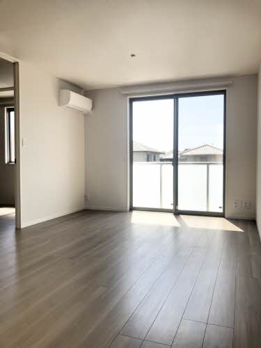 シャーメゾンクレーネ A0203号-4