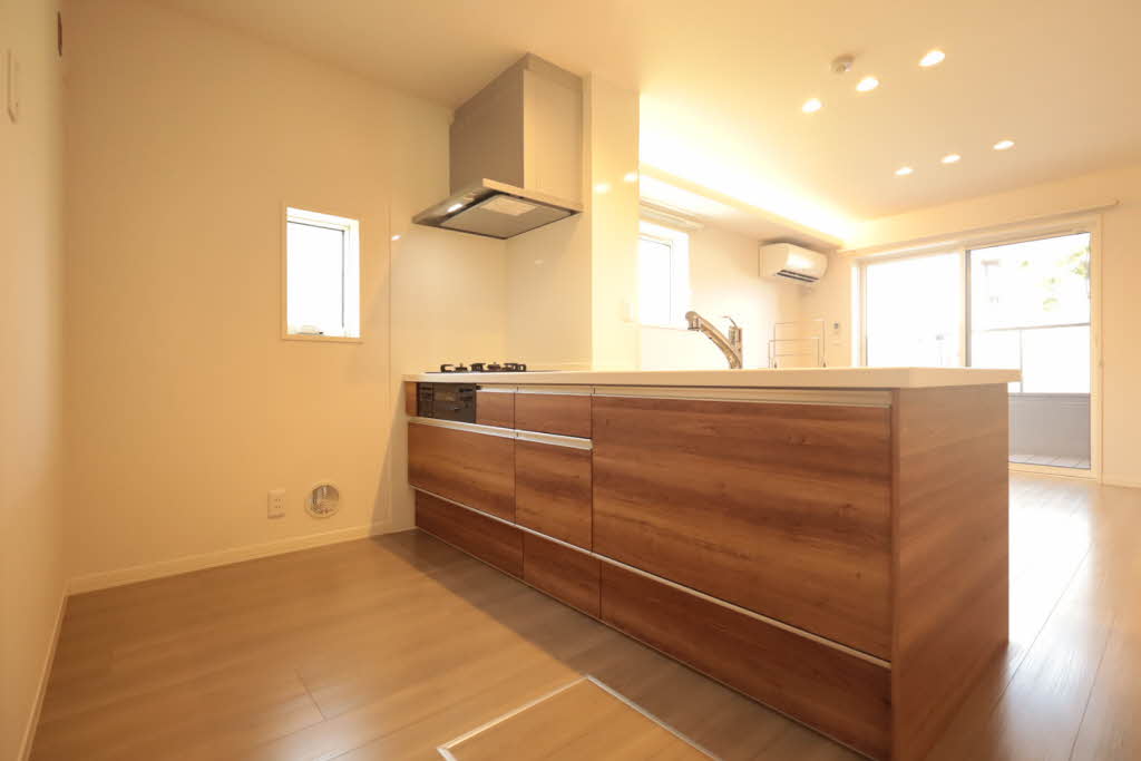 サニーウエスト A0101号-5