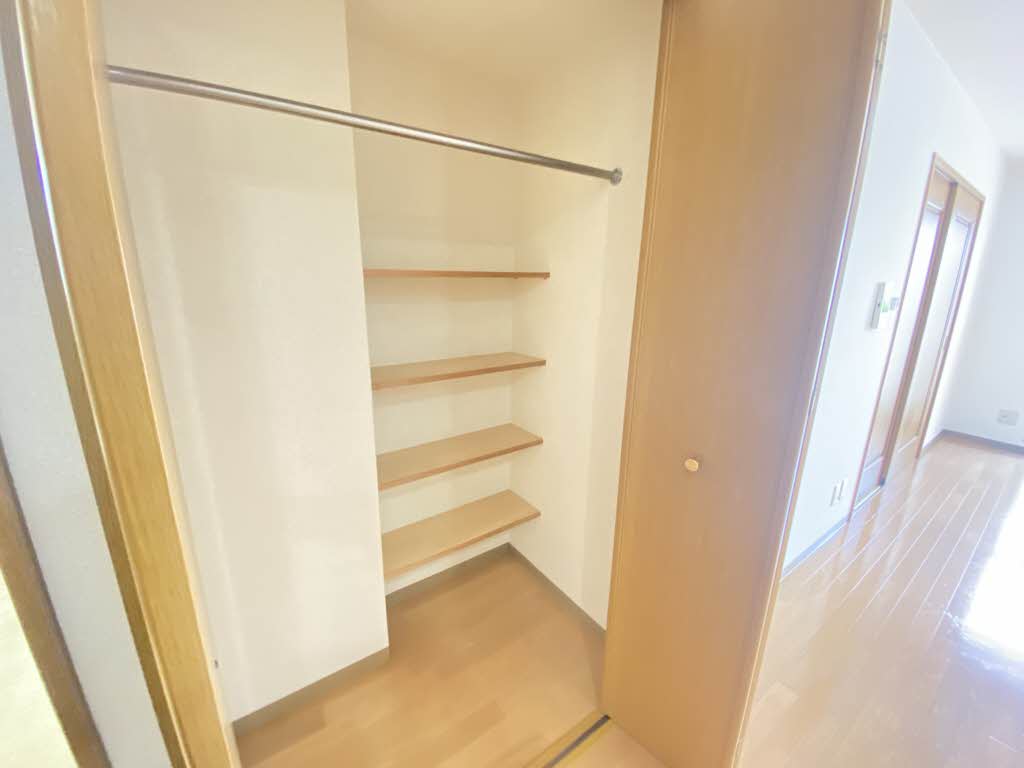 カーサ・ウィル 302号-6