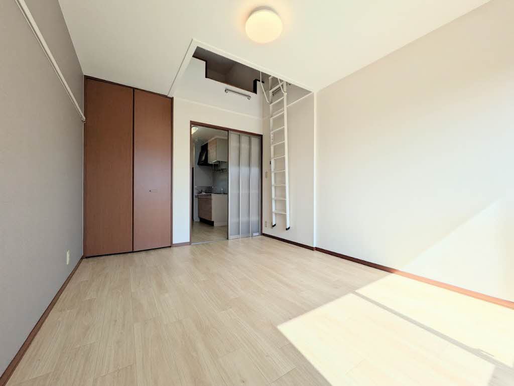 ランドロード・オチ　千日 A0201号-2