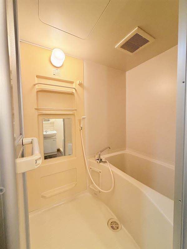 ロータス伏石 302号-6