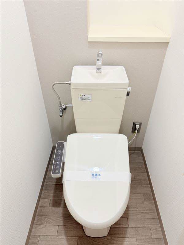 ロータス伏石 303号-8