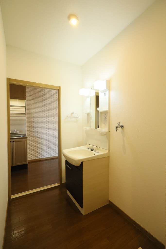 ビーライン緑台 A棟 A101号-11