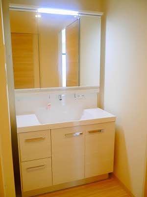 Ｌａ　ｍｏｎｔａｇｎｅ（ラ　モンターニュ） A0602号-9