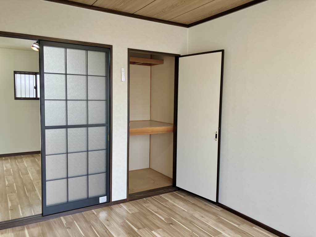 サンライズ伊藤　Ａ棟 A203号-8