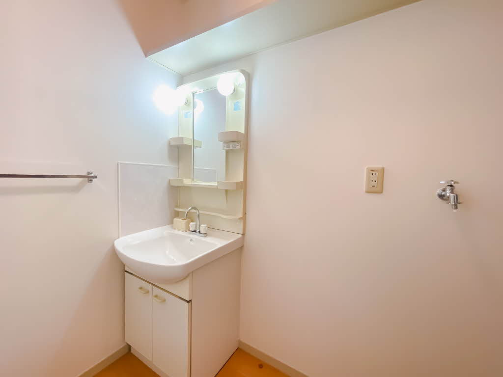 ヴィレッジ高島　Ａ棟 A0202号-7