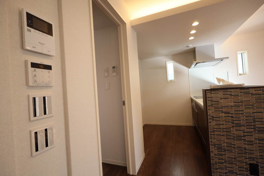 ファルコ鷹匠 201号-7