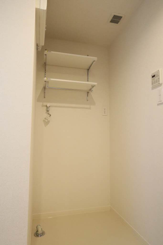 ファルコ鷹匠 201号-10