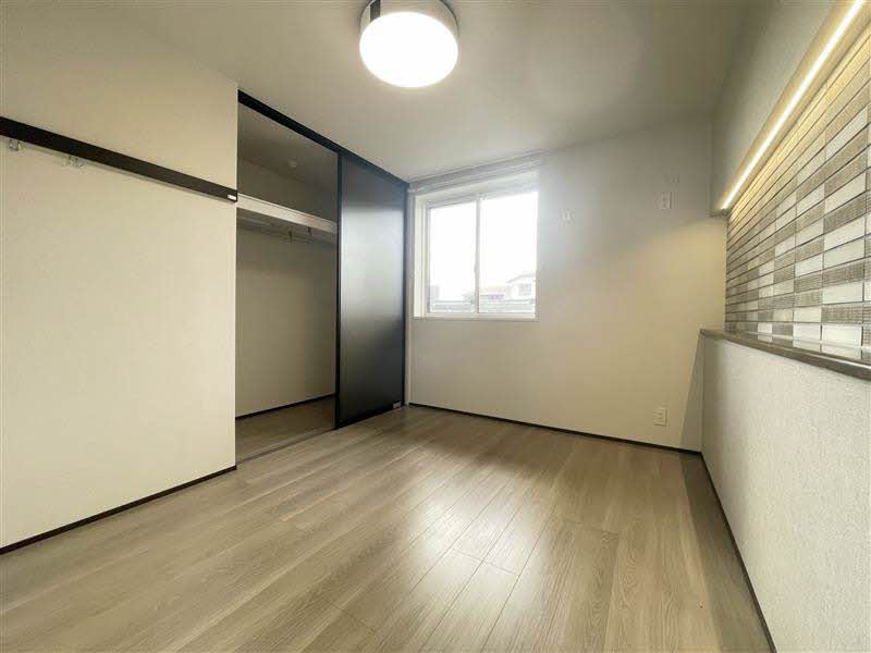 グローリーサンレジデンス 102号-6