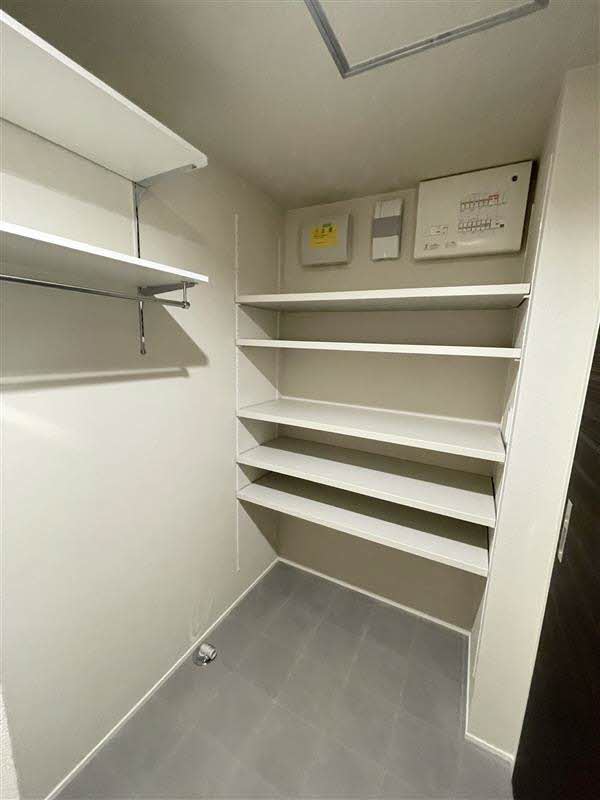 グローリーサンレジデンス 102号-8