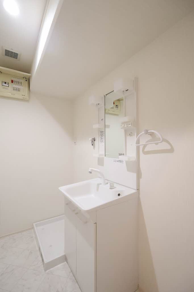 Ｇｏｌｄ　Ｃｏｕｒｔ　宝町 A0301号-5