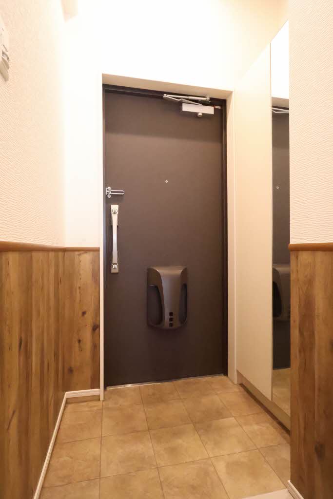 Ｇｏｌｄ　Ｃｏｕｒｔ　宝町 A0301号-12