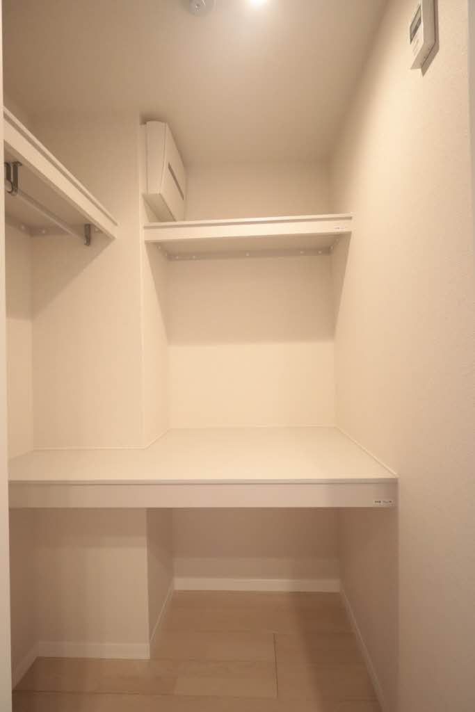 Ａｄｏｎｉｓ長束 A0201号-8