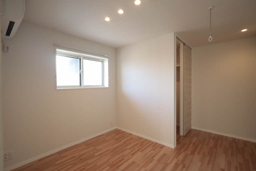 Ａｄｏｎｉｓ長束 A0302号-6