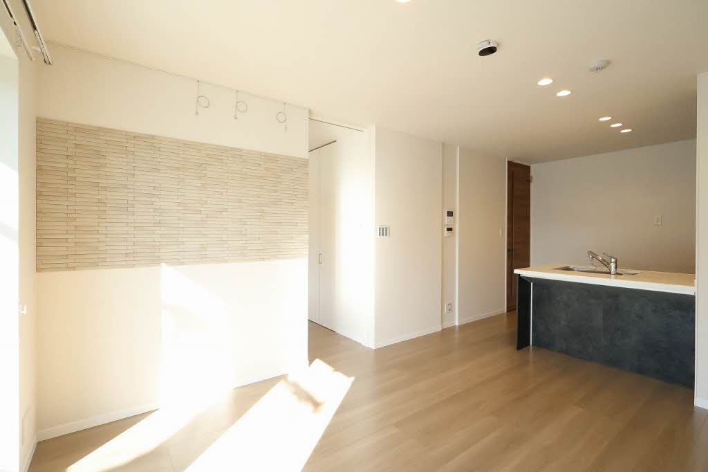 メゾンドノアール A0202号-2