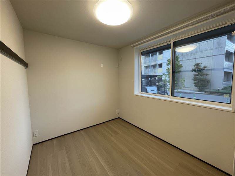 Ｃｏｍｏｄｏ．ＴＴ 103号-5