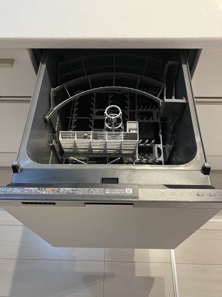 Yanagi Takasu A0102号-9