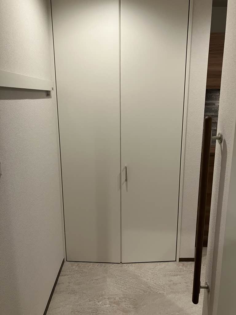 Yanagi Takasu A0201号-3