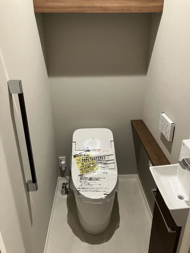 Yanagi Takasu A0201号-4