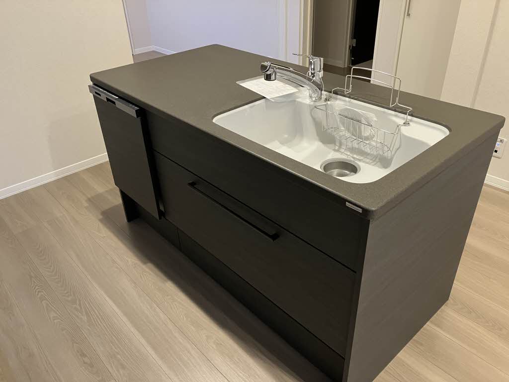 Yanagi Takasu A0302号-9