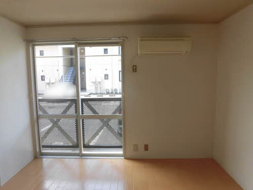 ドミール鈴蘭 B棟 B0102号-2