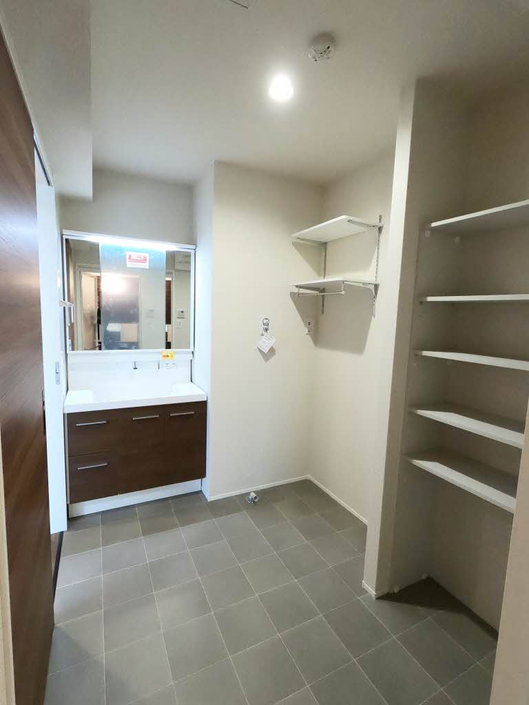 ベレオ安宅 302号-4