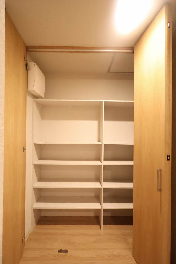 シャーメゾンステージ中央通り 00301号-8