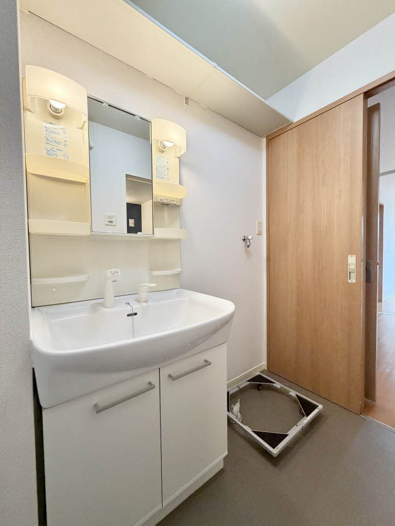 プロムナード　Ｂ棟 B0105号-8