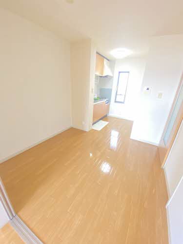 バリュージュ泉保 103号-2