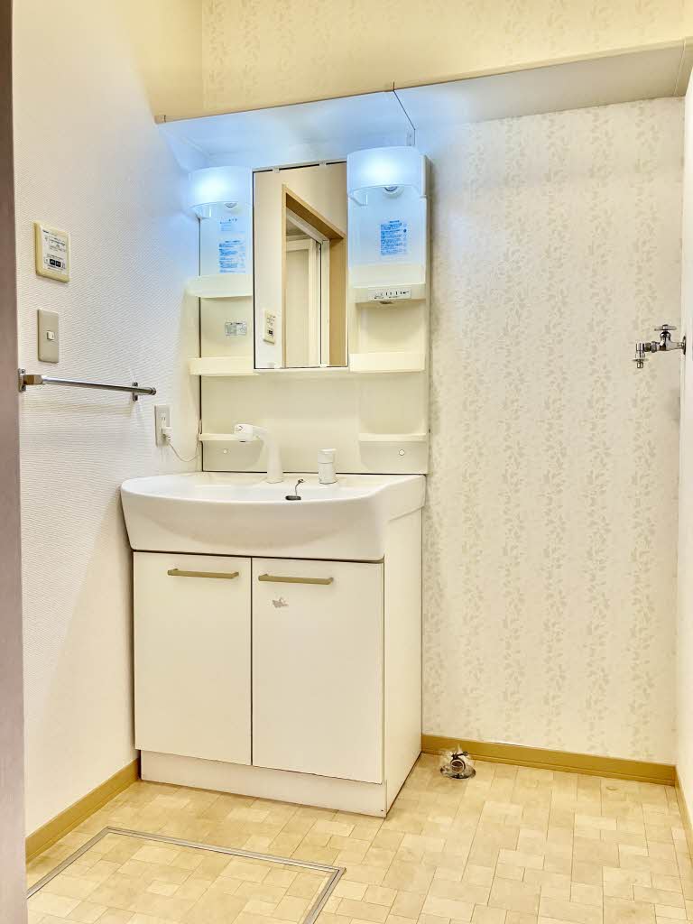 MATSUMOMENT上市 A0102号-8