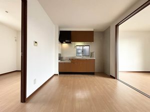 ラ・パーチェ ナガオカ D棟 D0201号-2