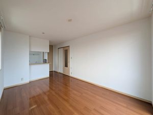 レフィナード　Ａ棟 B0201号-2