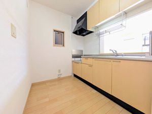 シャーメゾン松新 A0201号-7