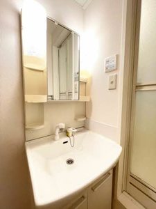 ラ・ヴィータ平井 弐番館 B0101号-3