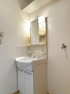 シャーメゾングロワール　Ｂ棟 B0203号-5