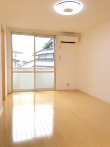 シュエット　Ｂ棟 B0102号-6