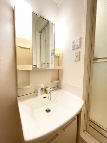 ラ・ヴィータ平井 弐番館 B0101号-3