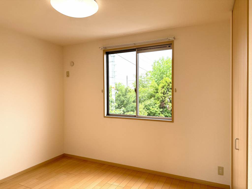 シャーメゾングロワール　Ｂ棟 B0203号-3