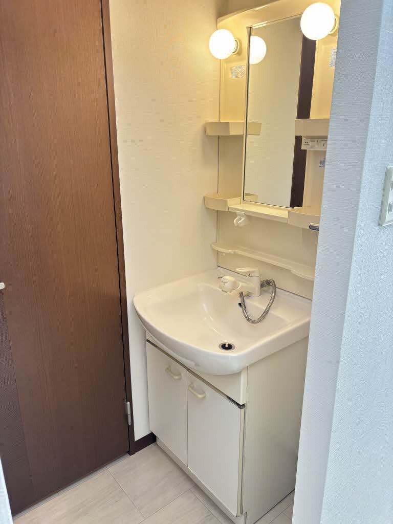 ディアス久保田 A0103号-5