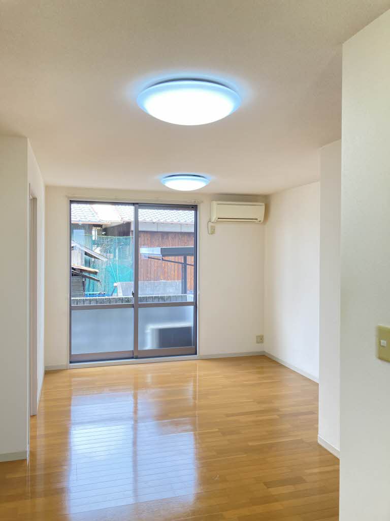 シャーメゾン鈴木 A0102号-2