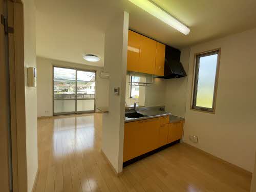 シャーメゾンエンギ A棟 A0201号-3