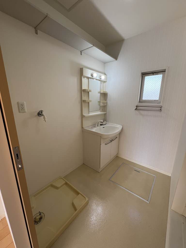 シャーメゾンＲｉ｀ｓｅ（リーゼ） A0103号-8