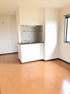 ディアス2000 A棟 A0202号-2